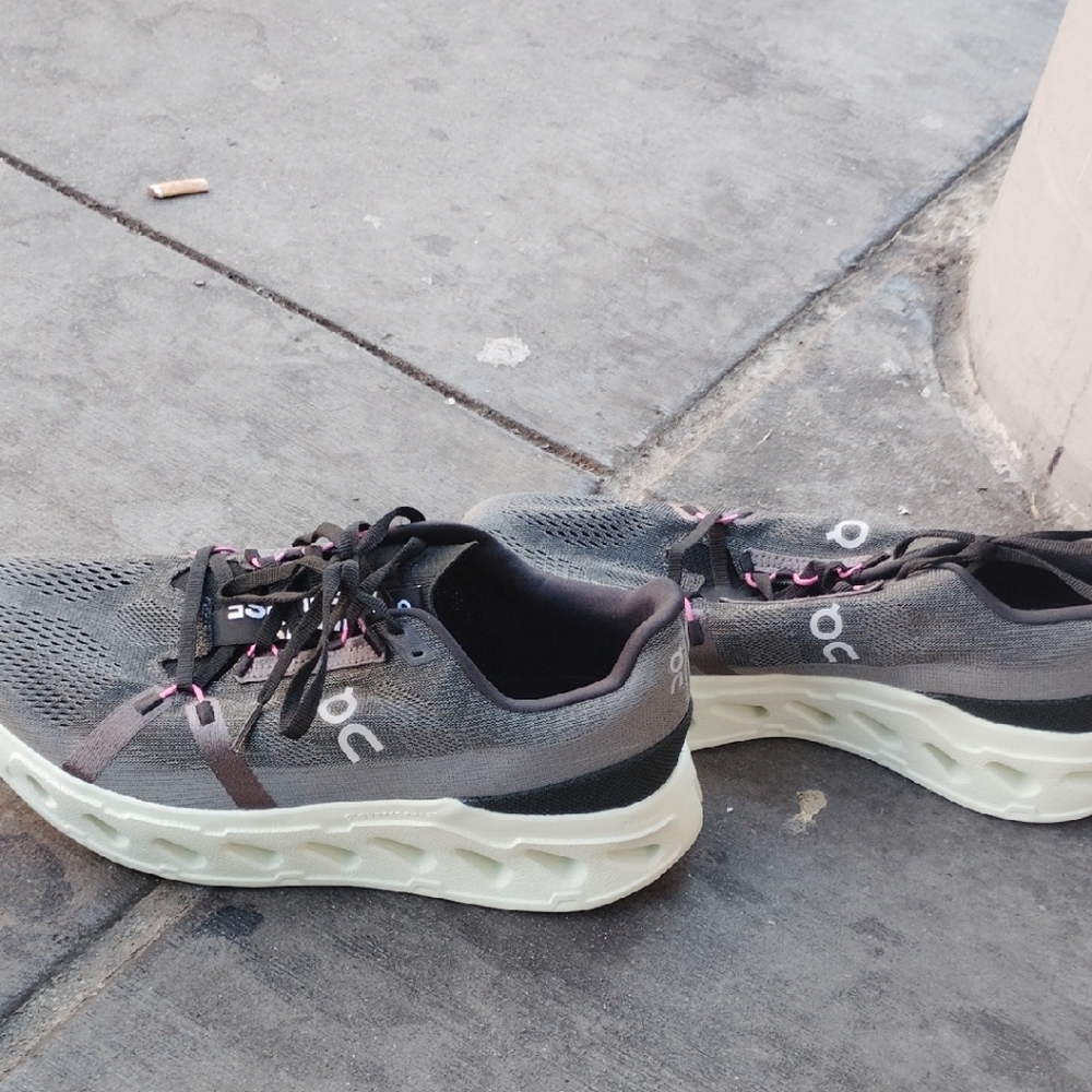 On Running Black and Gray Athletic Shoes